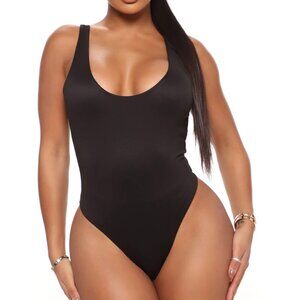 Fashion Nova Double Lined Black Scoop Neck Tank Top Bodysuit Medium